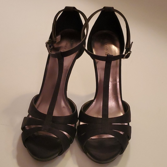 Kelly and katie black heels - Picture 2 of 4